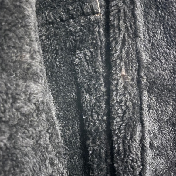 Fritala brown suede shearling coat with black trim, made in Finland - Picture 9 of 10